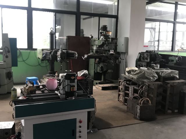 模具加工设备